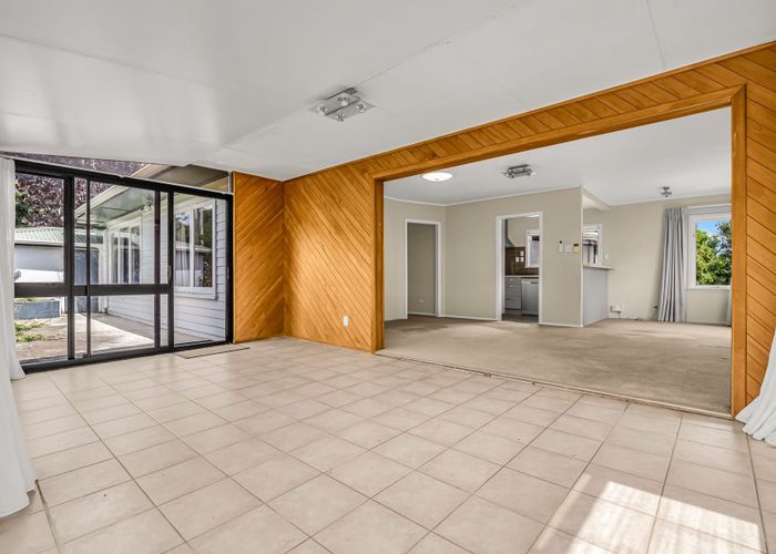  at 10 Mackwood Place, Birkdale, North Shore City, Auckland