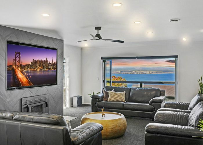  at 86 Wakeman Road, Acacia Bay, Taupo