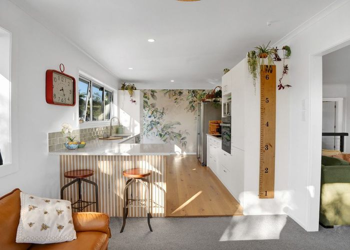  at 17 Linda Street, Oakura, New Plymouth, Taranaki