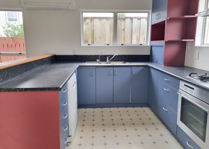  at 20 Staithes Drive North, Whitby, Porirua, Wellington