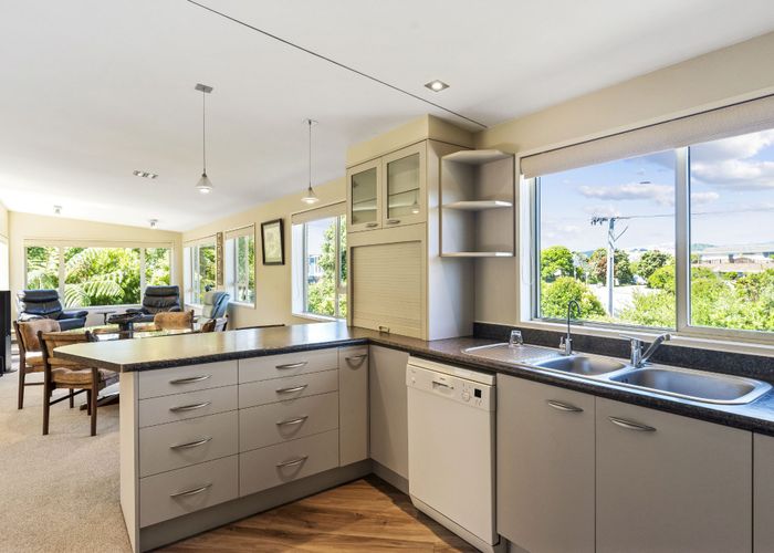  at 325 Rosetta Road, Raumati Beach, Paraparaumu