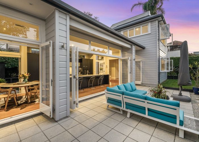  at 21 St Aubyn Street, Devonport, North Shore City, Auckland
