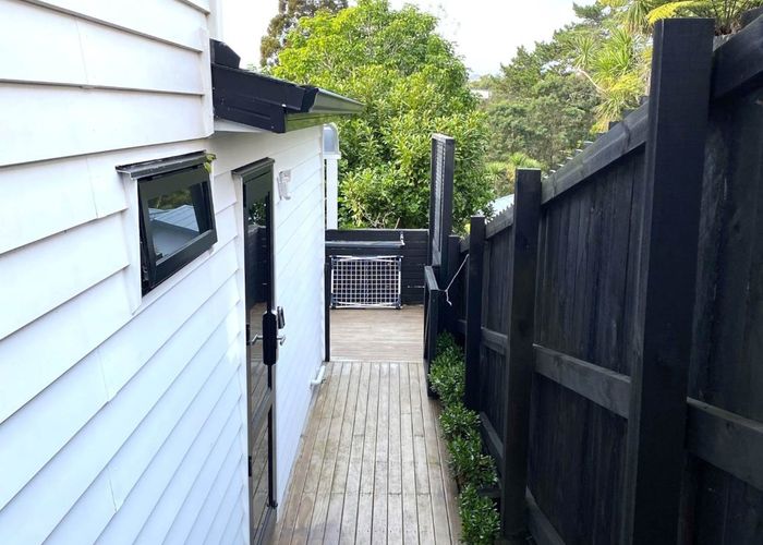  at 52 Nigel Road, Browns Bay, North Shore City, Auckland