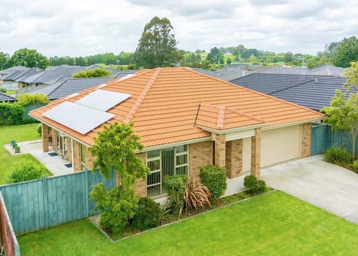  at 211 Dixon Road, Fitzroy, Hamilton