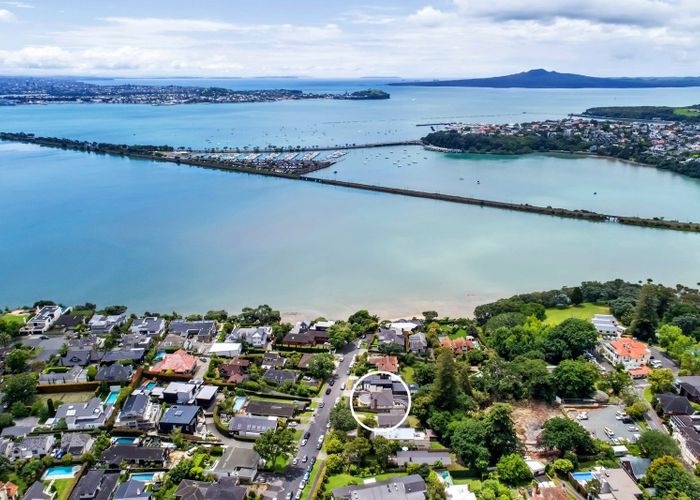  at 271 Victoria Avenue, Remuera, Auckland