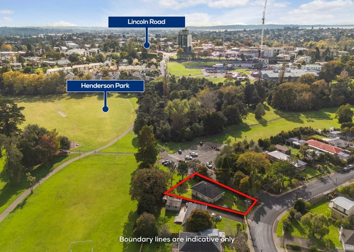  at 43 Wilsher Crescent, Henderson, Waitakere City, Auckland