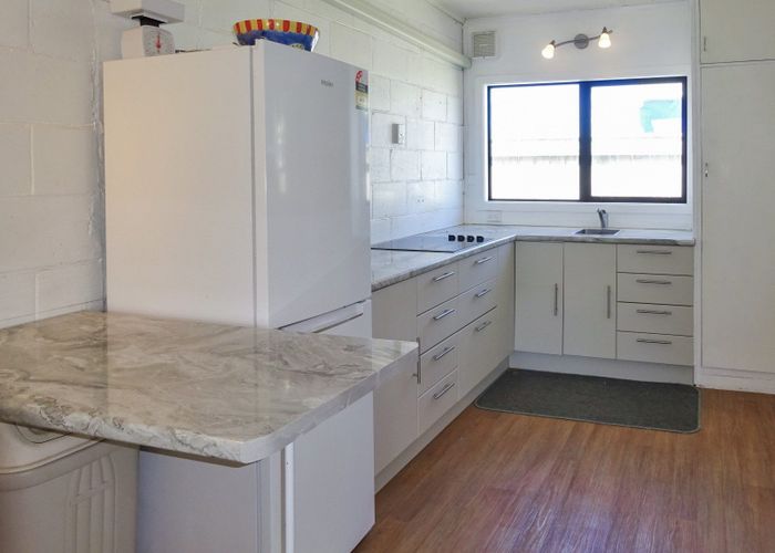  at 4/2 Himatangi Street, Himatangi Beach