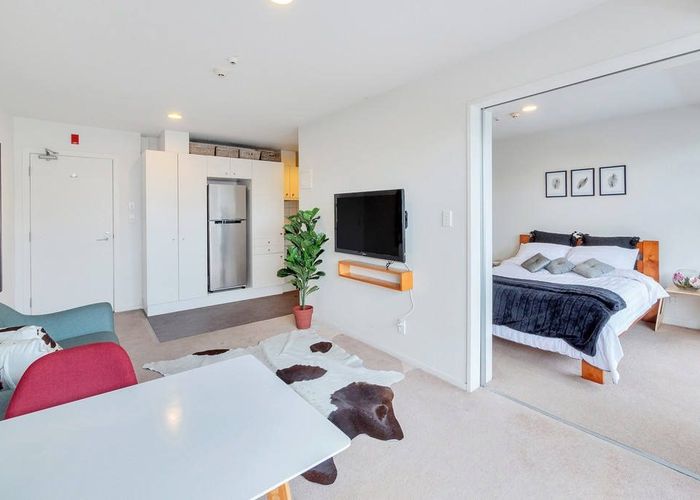  at 24/8 Clayton Street, Newmarket, Auckland City, Auckland