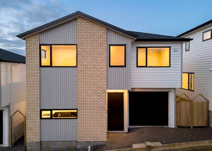  at 39 Moire Road, Massey, Waitakere City, Auckland