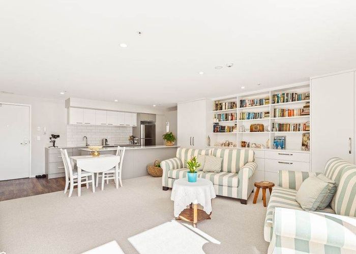  at 107/25 Bute Road, Browns Bay, North Shore City, Auckland