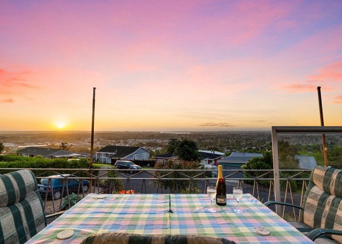  at 7 Gibbs Crescent, Papakura, Papakura, Auckland