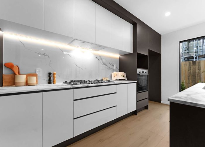  at Lot 2, 25 Tomintoul Place, Highland Park, Manukau City, Auckland