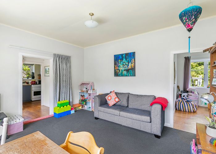  at 25 Karamu Street, Ngaio, Wellington