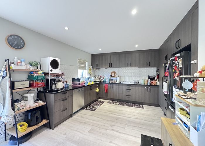  at 48 Bordeaux Pde, Te Atatu South, Waitakere City, Auckland