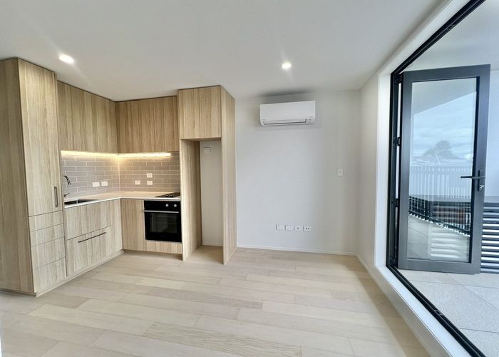  at 124 Taylors Road, Mount Albert, Auckland City, Auckland