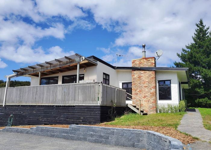  at 1261 East Coast Road, Okura, North Shore City, Auckland