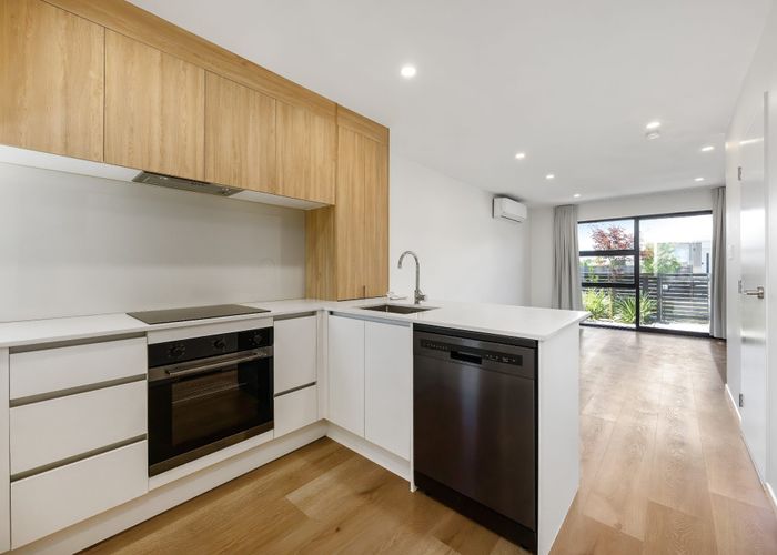  at 46 Selo Street, Glen Eden, Waitakere City, Auckland