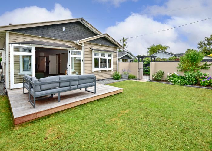  at 70 Sandwich Road, Beckenham, Christchurch