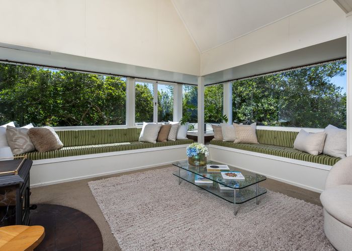  at 212 Metcalfe Road, Ranui, Auckland