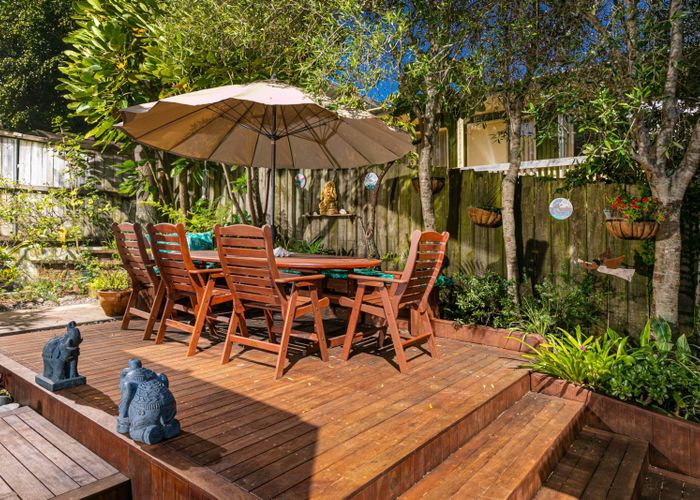  at 2/24 PENNING ROAD, Castor Bay, Auckland