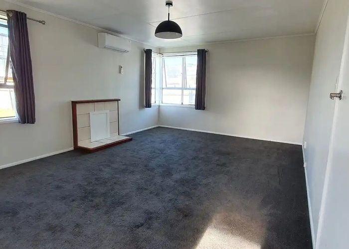  at 10 Daniel Avenue, Mangere East, Manukau City, Auckland