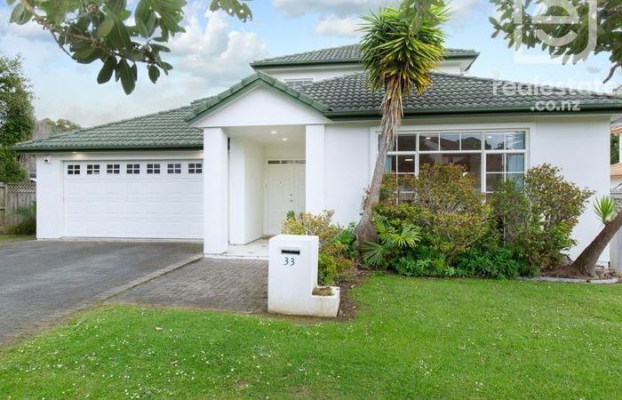  at 33 Santa Ana Drive, Dannemora, Auckland