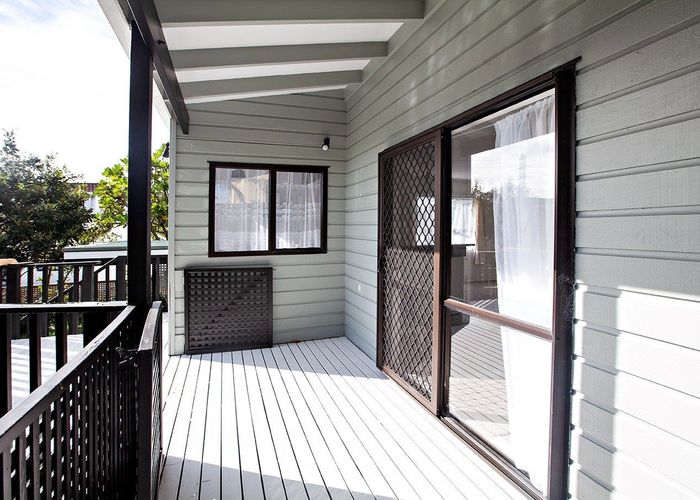  at 8/4 Taylor Street, Blockhouse Bay, Auckland