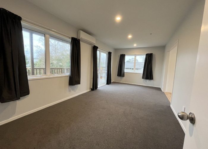  at 1/75 Tramway Road, Beach Haven, Auckland