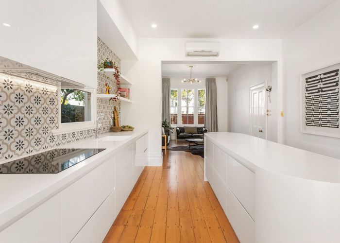  at 54 Fendalton Road, Fendalton, Christchurch City, Canterbury