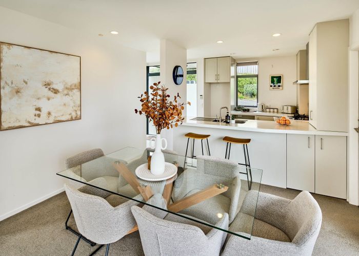  at 9 Lacebark Lane, Woodridge, Wellington, Wellington