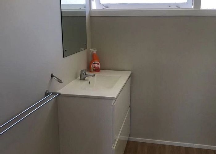  at 1/43 Hamlin Road, Mount Wellington, Auckland