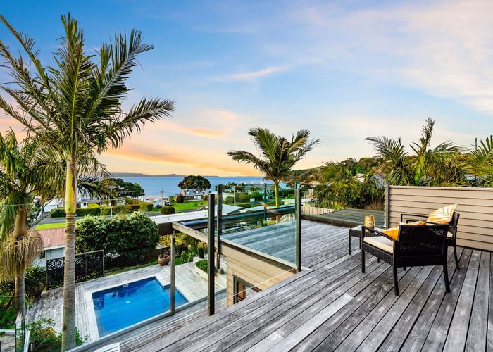  at 20 De Luen Avenue, Tindalls Beach, Whangaparaoa