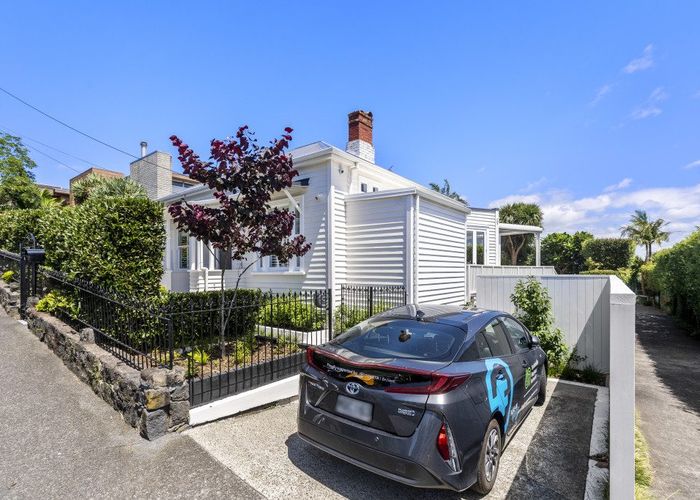  at 40 Livingstone Street, Westmere, Auckland