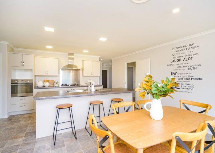  at 33 Silkwood Place, Fitzherbert, Palmerston North