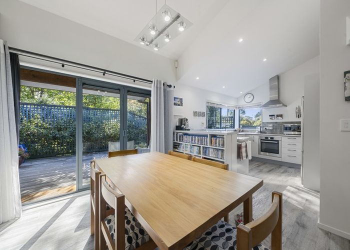  at 82 Te Moana Road, Waikanae Beach, Waikanae