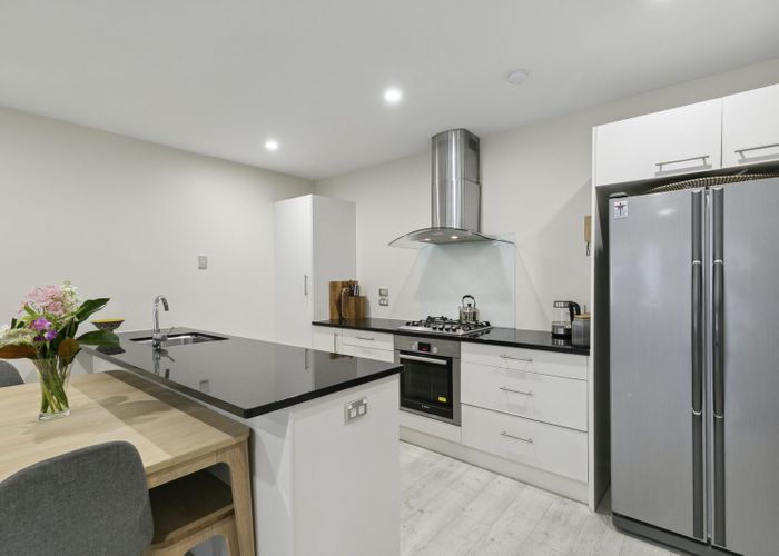  at 126 Miramar Avenue, Miramar, Wellington