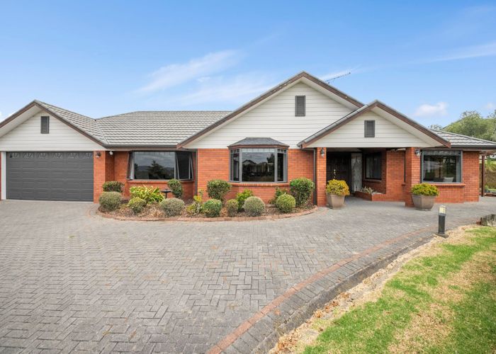 at 14 Aunceston Rise, Alfriston, Auckland