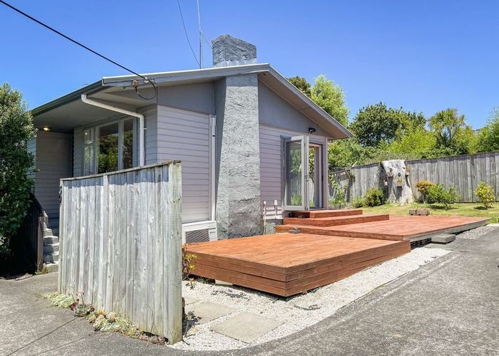  at 39 Fairclough Road, Beach Haven, North Shore City, Auckland