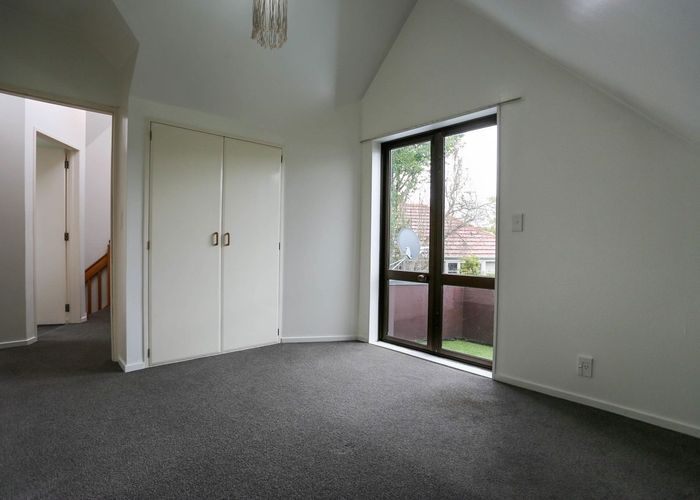  at 4b Montana Avenue, Ilam, Christchurch City, Canterbury
