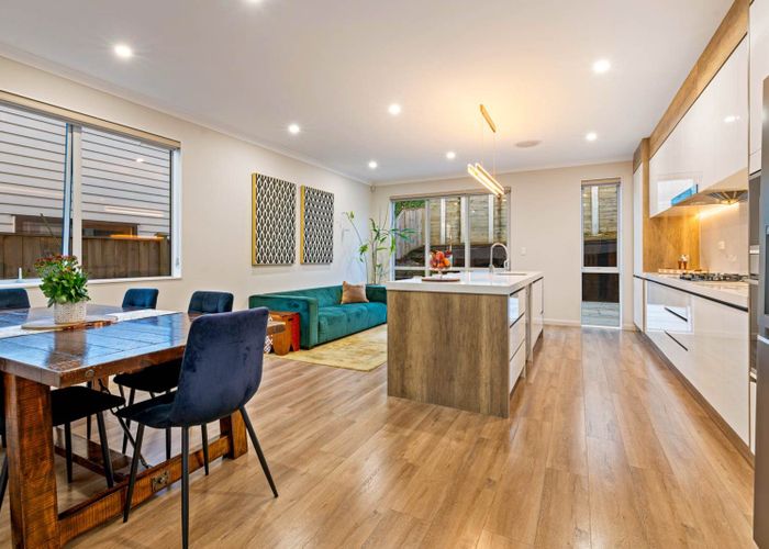  at 114 McQuoids Road, Flat Bush, Manukau City, Auckland