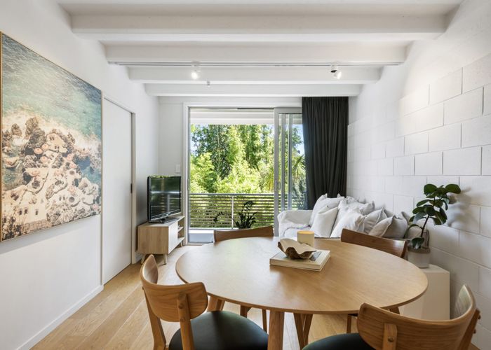  at 14/73 Princes Street, Northcote Point, Auckland