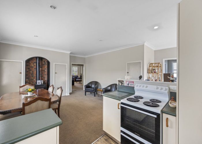 at 307 Lovedale Road, Saint Leonards, Hastings