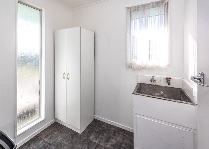  at 51 Lee Street, Castlecliff, Whanganui