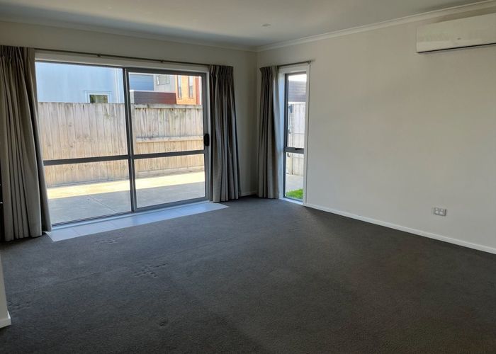  at 9 Ridgedale Crescent, Flagstaff, Hamilton, Waikato