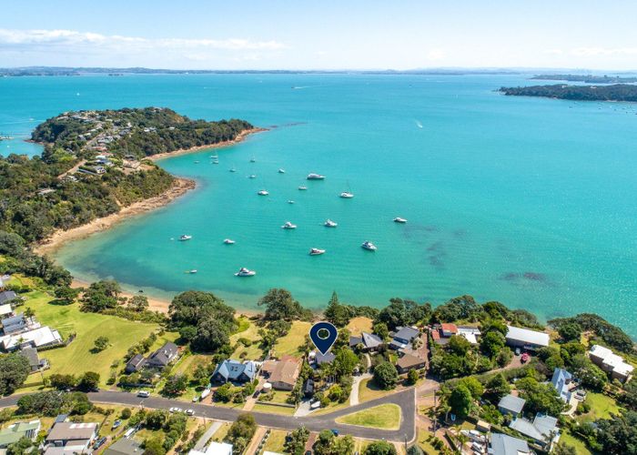  at 12 Esslin Road, Surfdale, Waiheke Island, Auckland