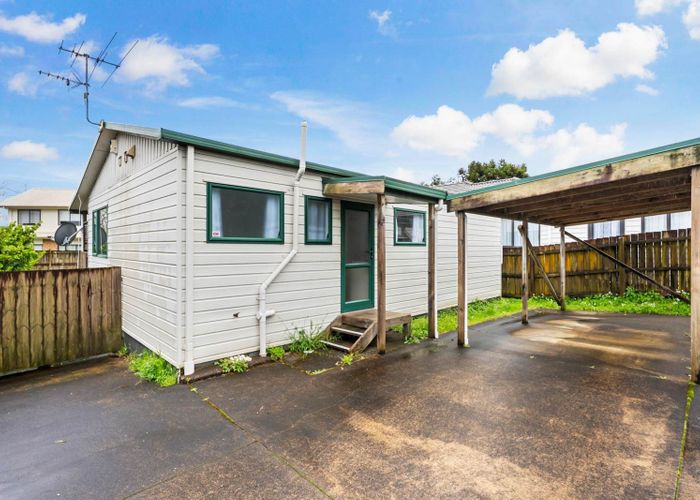  at 415 West Coast Road, Glen Eden, Waitakere City, Auckland
