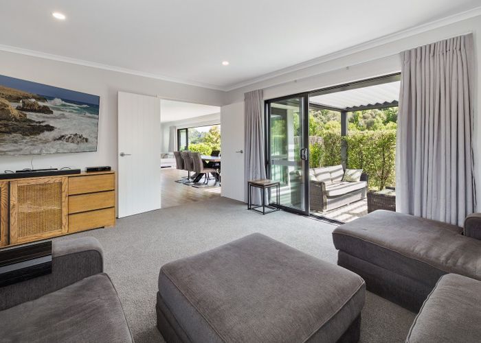  at 84 Pakanga Grove, Pyes Pa, Tauranga