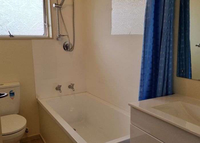  at 4/72 Fairfield Avenue, Addington, Christchurch City, Canterbury