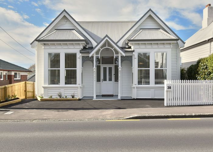  at 38 Highgate, Belleknowes, Dunedin, Otago