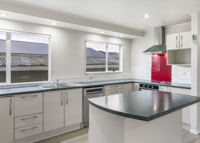  at 9b Gloucester Road, Manurewa, Manukau City, Auckland